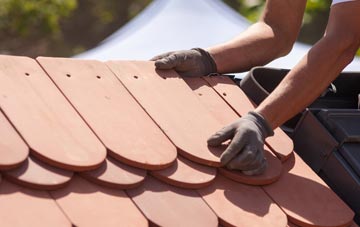 Saxlingham Nethergate roof tile contractors
